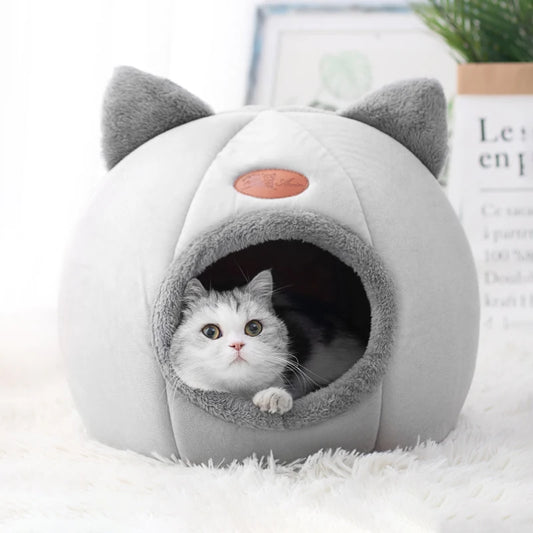 Cozy Winter Cat Cave Bed – Plush Igloo Nest for Cats & Small Dogs (Warm & Removable Cushion)